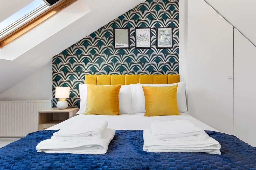 Appartamento The Holloway Suite- Longterm 15% Off Sleeps4 Londra